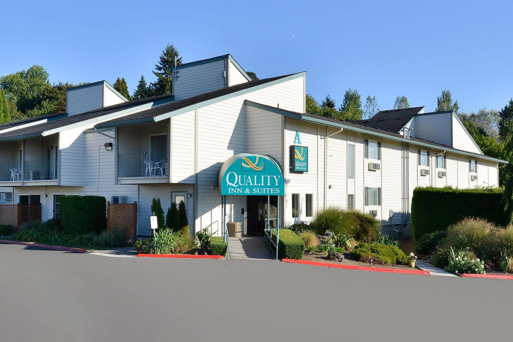 Quality Inn & Suites Vancouver - Hazel Dell Exterior photo